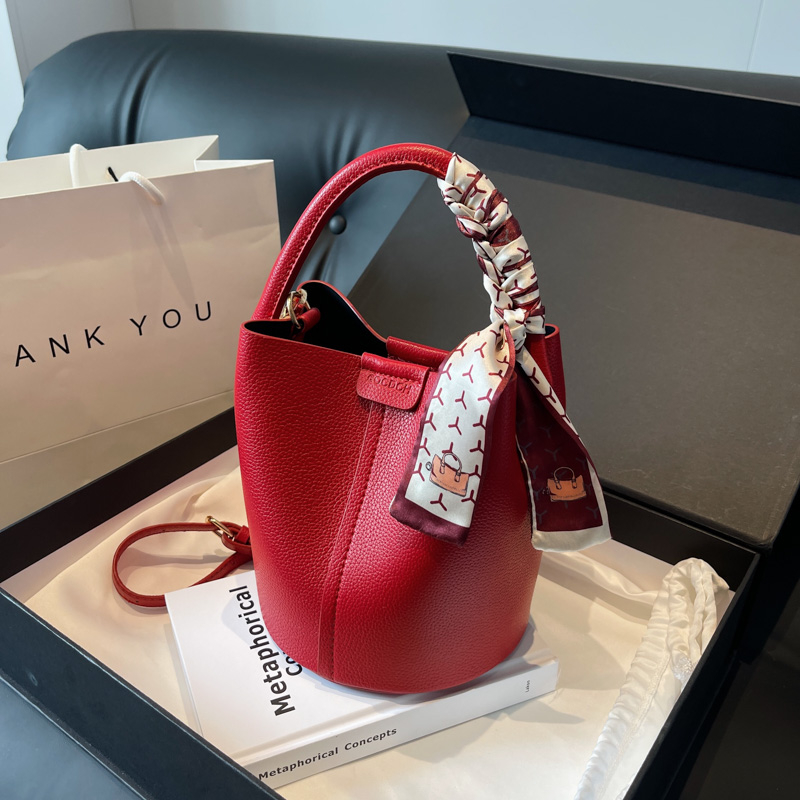 Red PU Bucket Shoulder and Cro - đánh giá và giá Luxury Bags For Women Sale