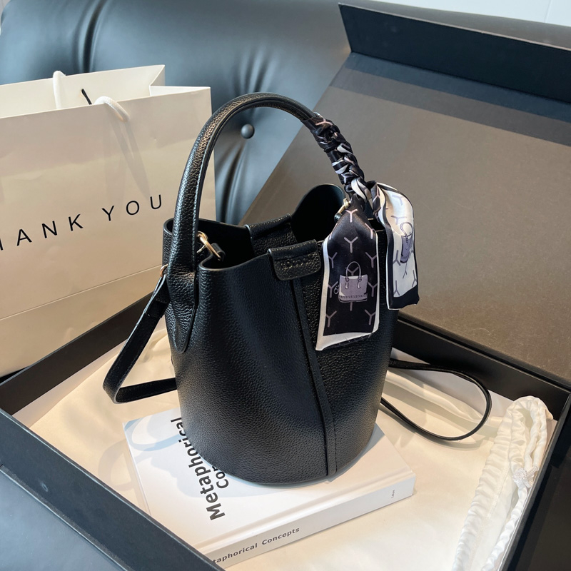 Red PU Bucket Shoulder and Cro - đánh giá và giá Luxury Bags For Women Sale