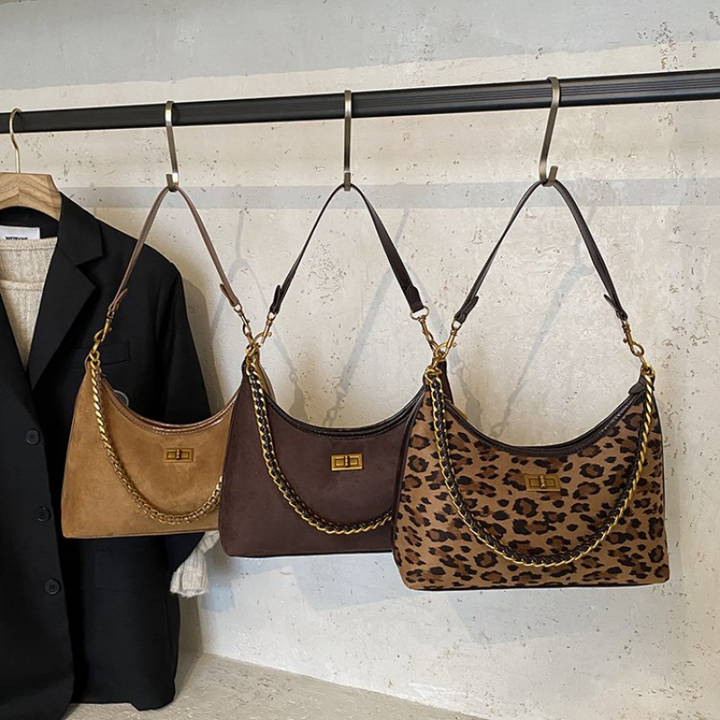 Elegant Crossbody Handbag Luxu - đánh giá và giá Luxury Bags Paris