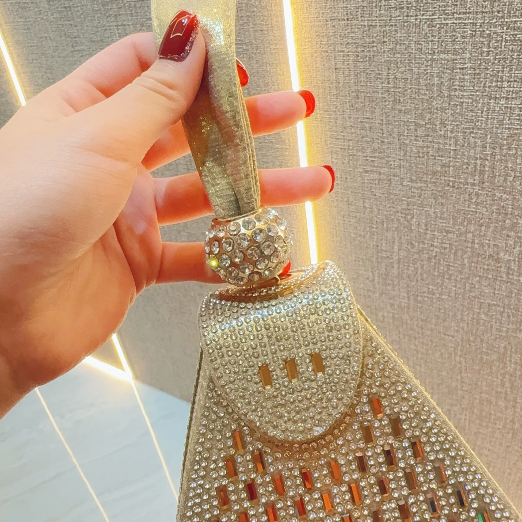 Rhinestones Luxury Evening Bag - đánh giá và giá Luxury Bags Pyramid
