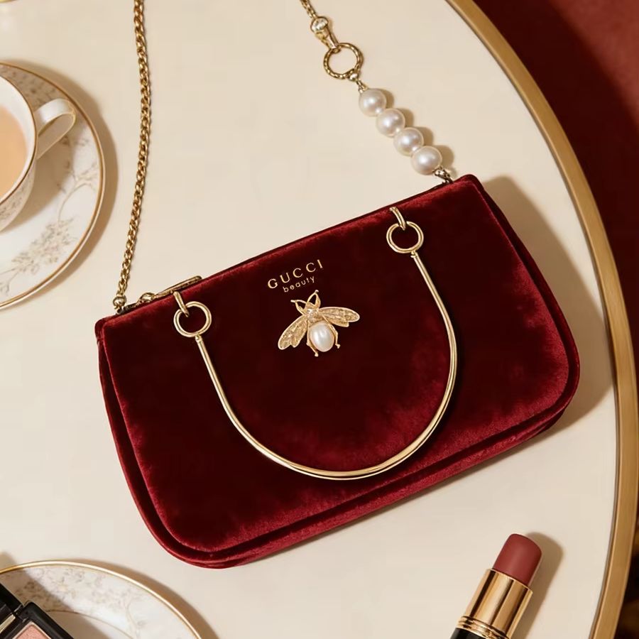 Gucci’s Bag Women Medium Wine  - đánh giá và giá Luxury Beach Bags Ysl